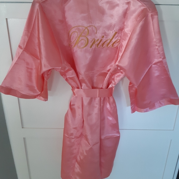 Bride Pink Satin Kimono Robe - Picture 3 of 9